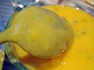 Butter coating spoon Butter coating spoon